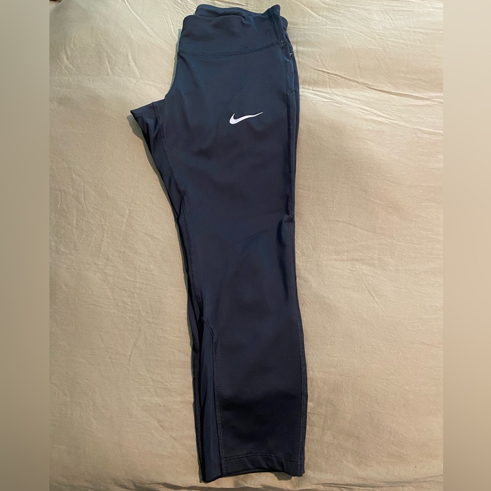 Nike Dry-Fit Crop Leggings